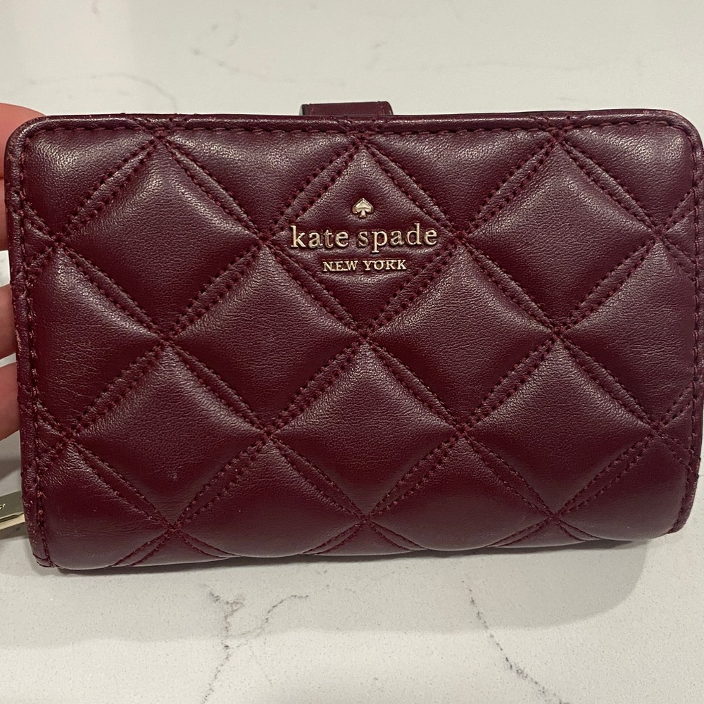 ♠️Kate Spade Carey Medium Bifold Wallet